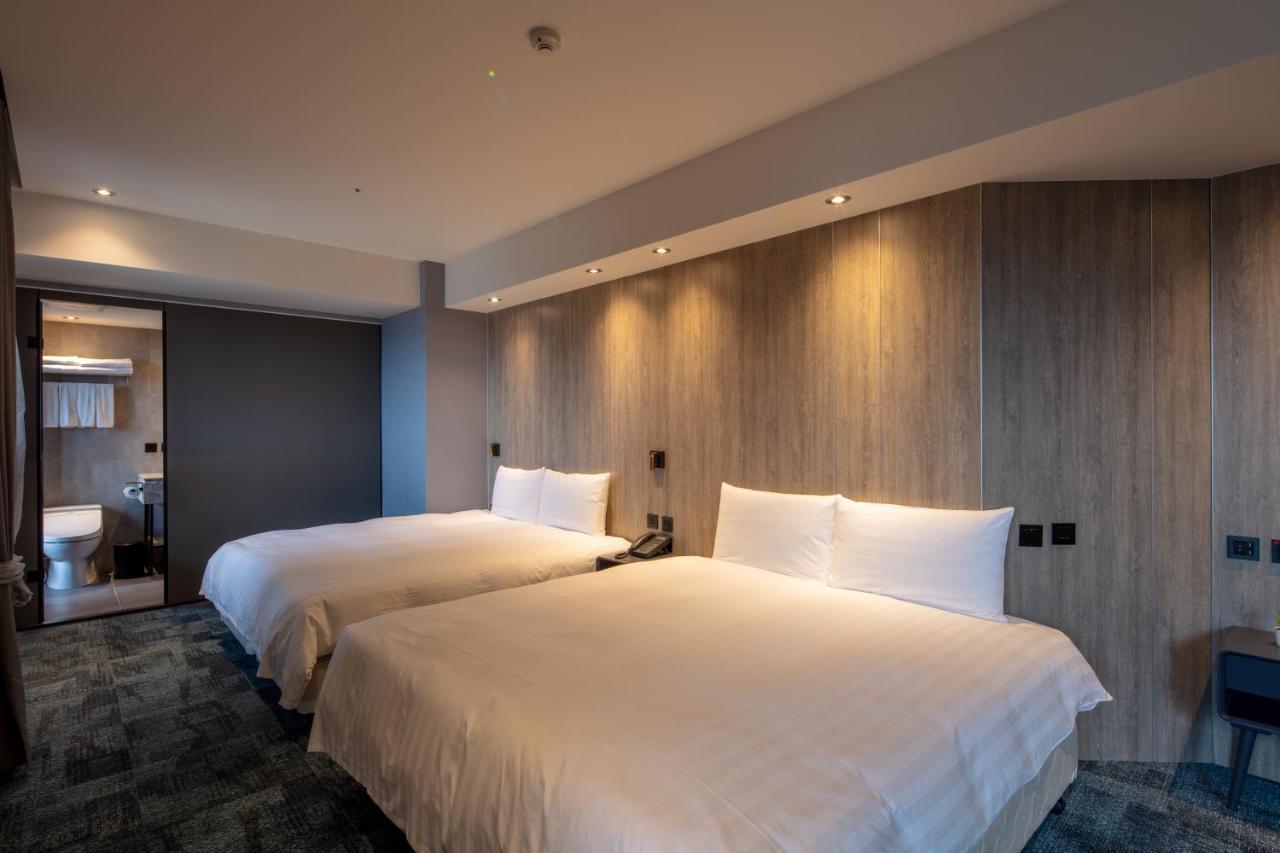 Roaders Plus Hotel - Taipei Station Екстер'єр фото