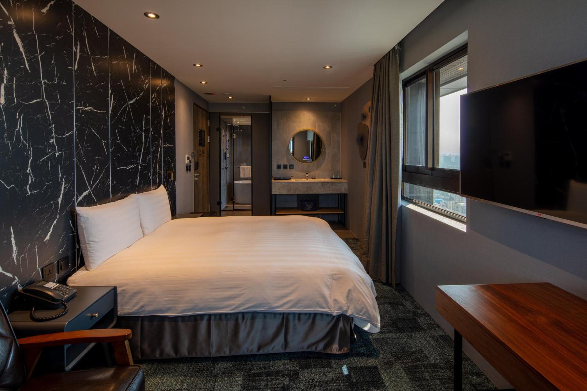 Roaders Plus Hotel - Taipei Station Номер фото
