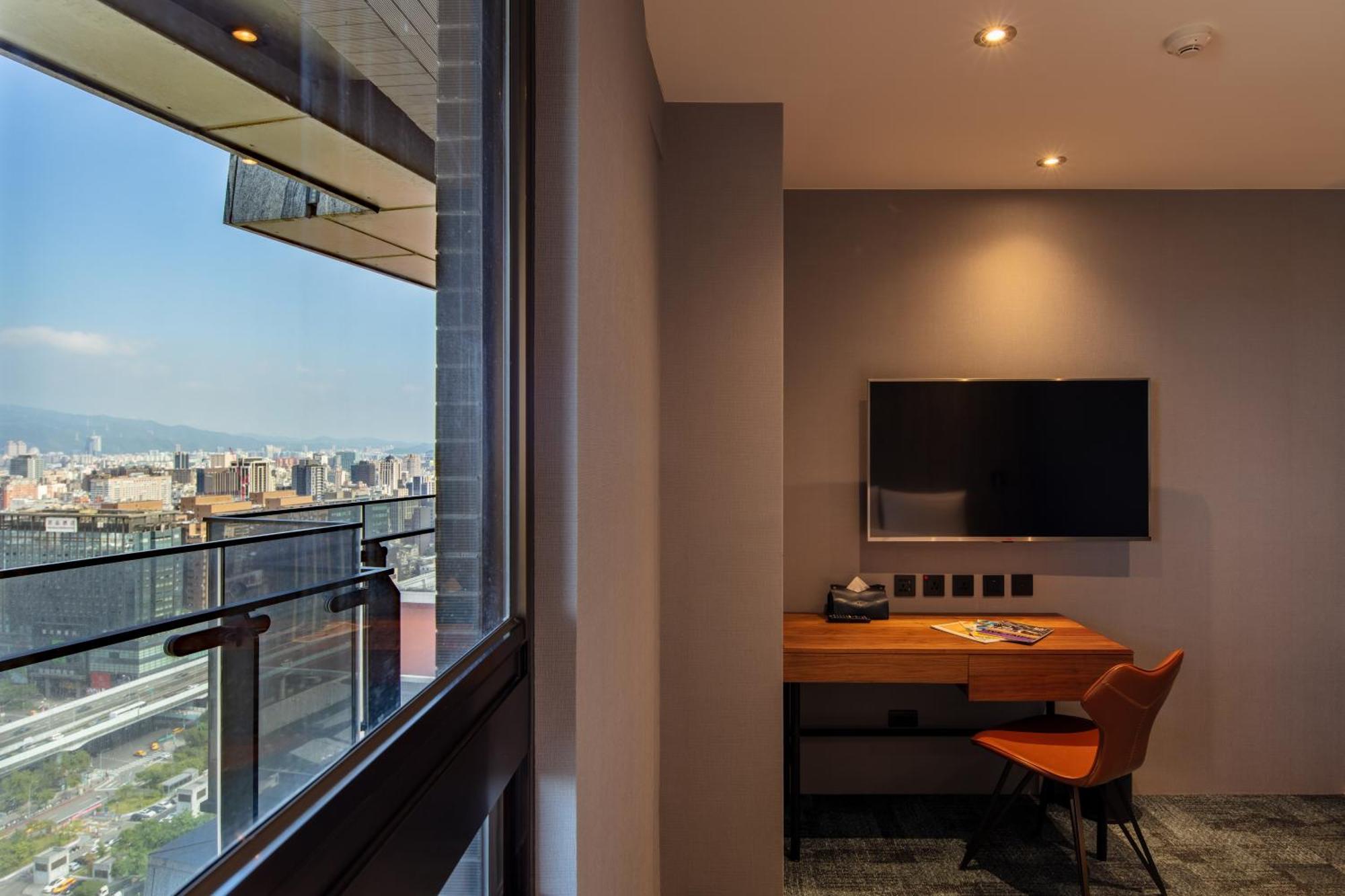 Roaders Plus Hotel - Taipei Station Номер фото