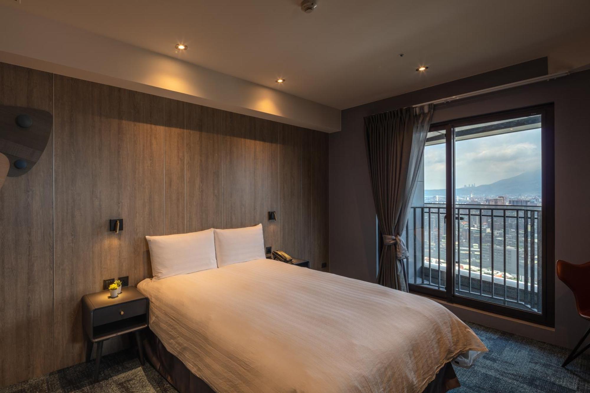Roaders Plus Hotel - Taipei Station Номер фото