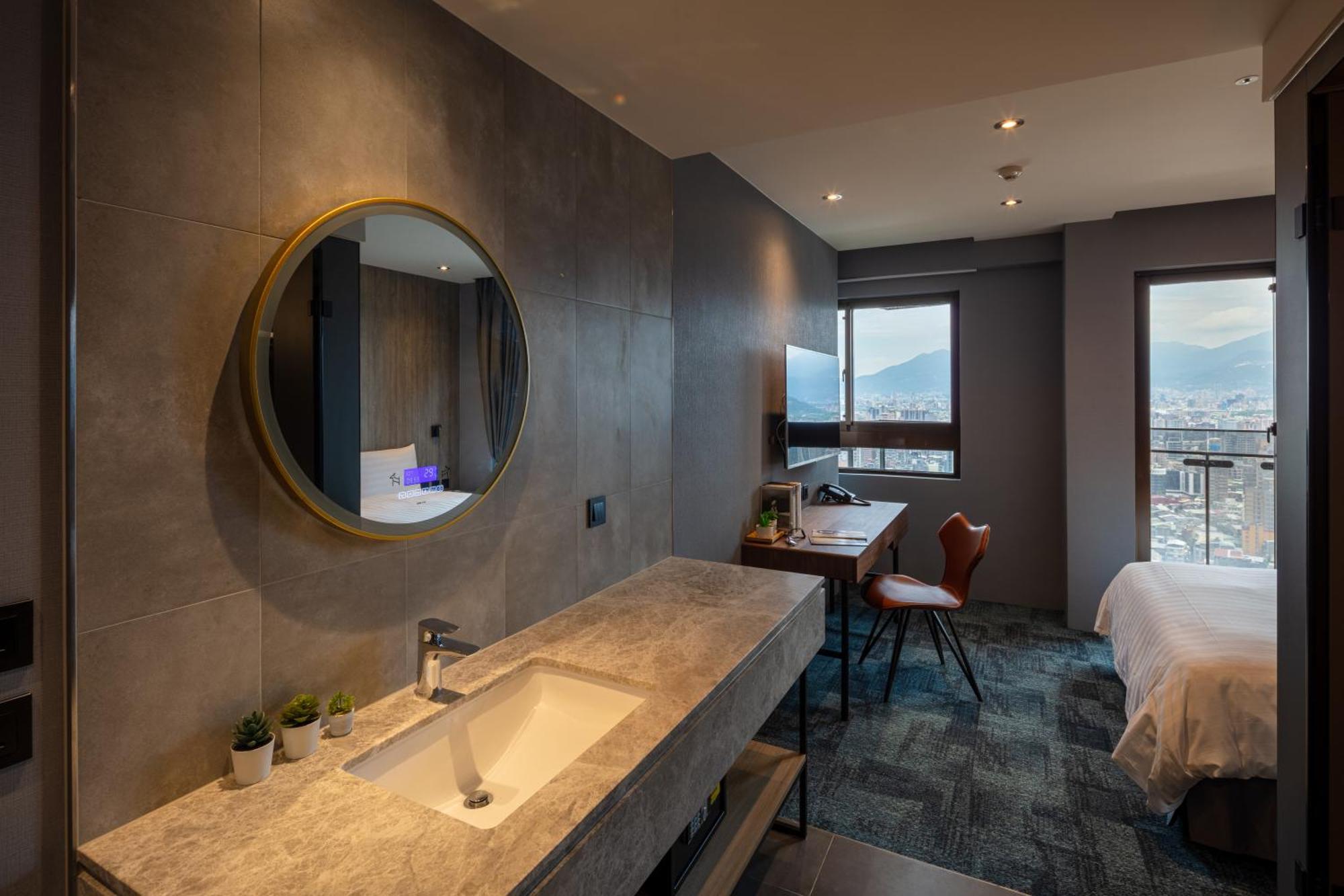 Roaders Plus Hotel - Taipei Station Номер фото