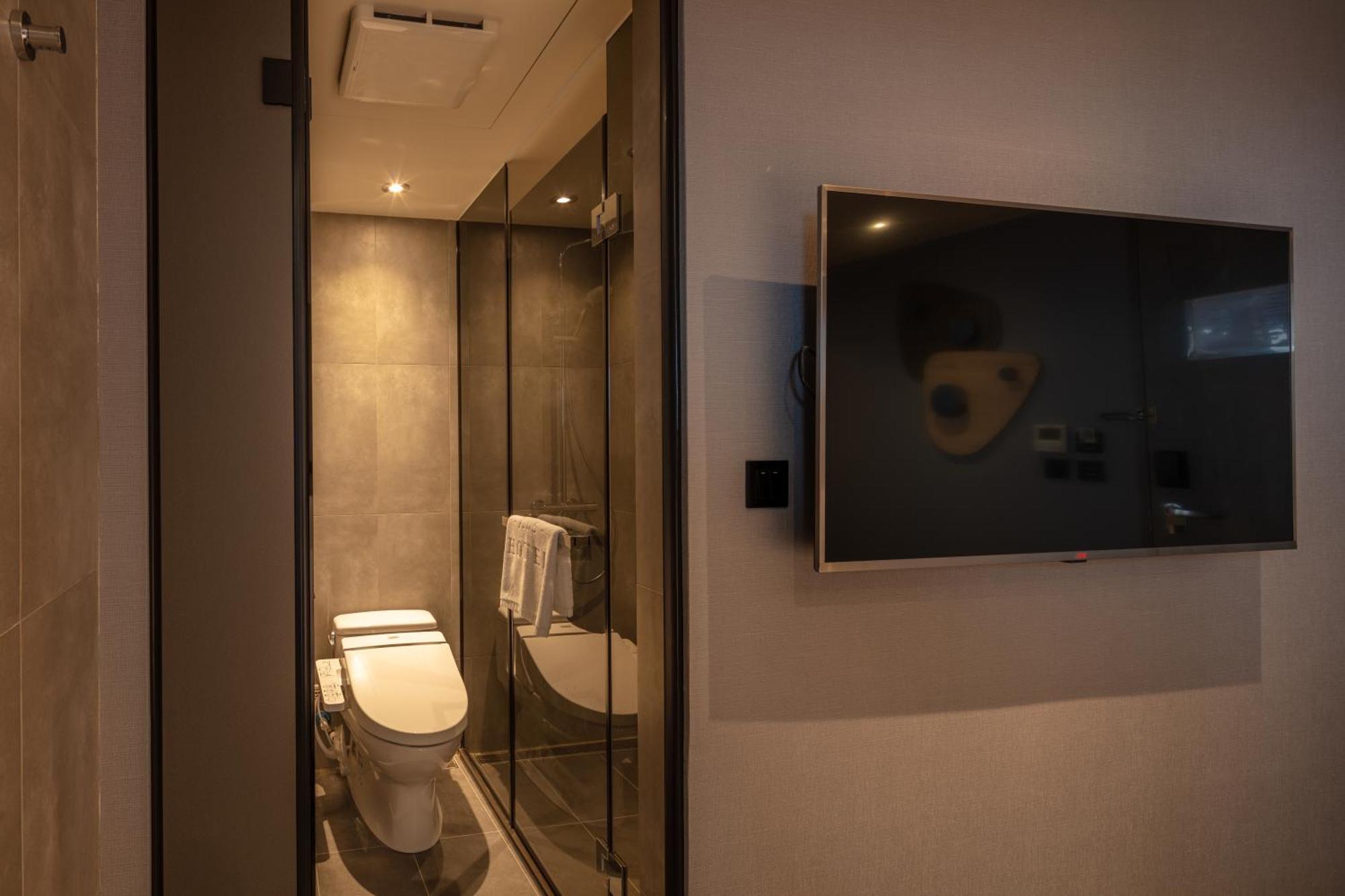 Roaders Plus Hotel - Taipei Station Екстер'єр фото