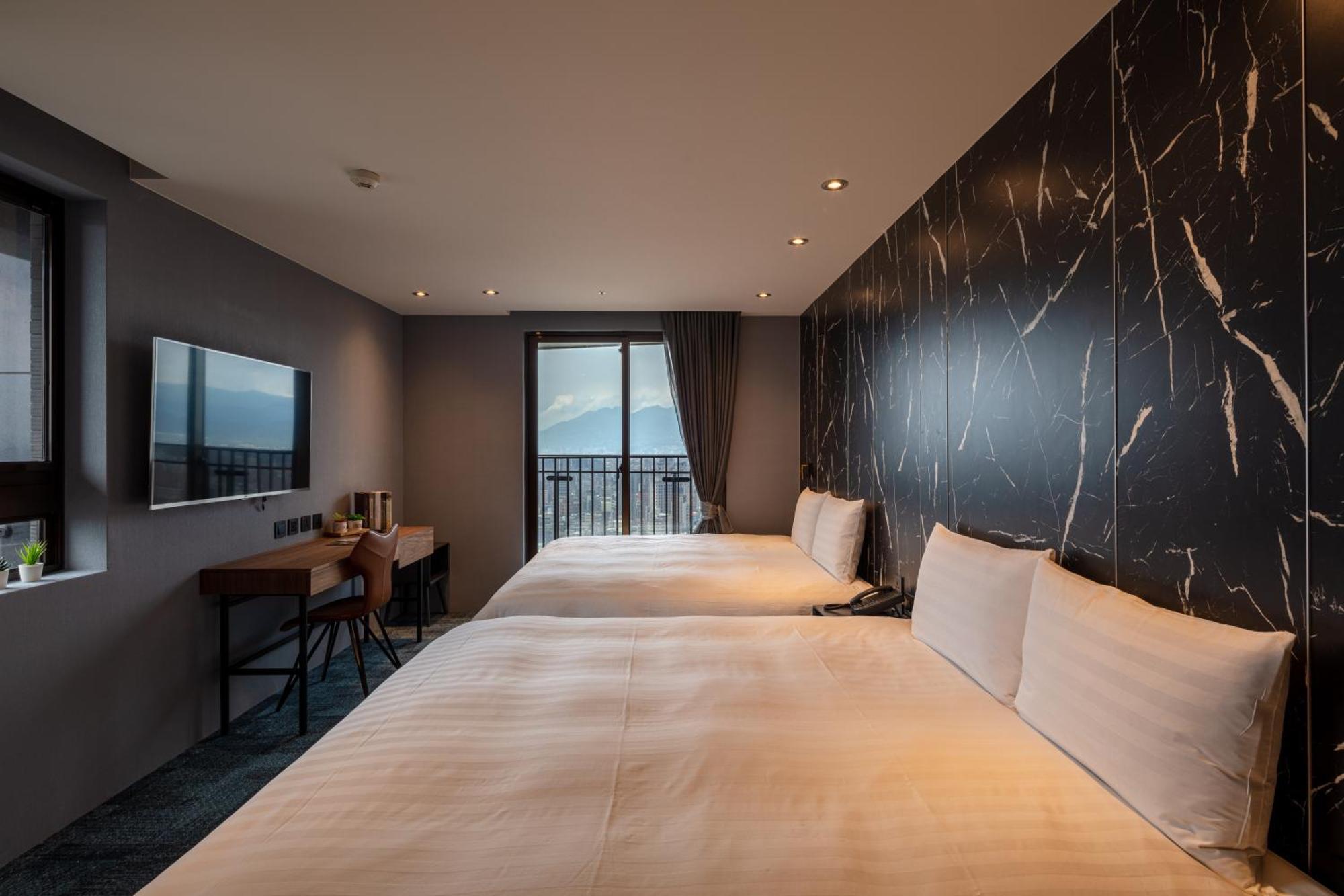 Roaders Plus Hotel - Taipei Station Номер фото
